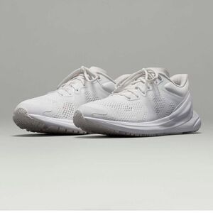 Lululemon Blissfeel Women's White Running Shoes size 10 GUC